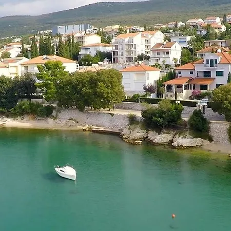 Harmonie - Adults Only +14